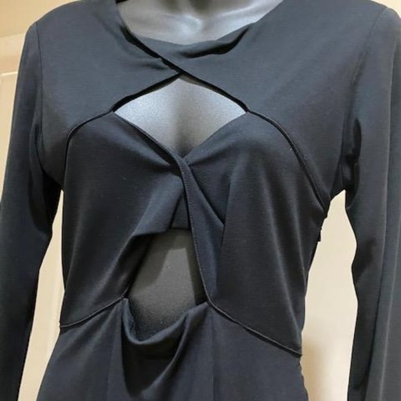 Vintage Famous Black  Dress ~  Size 4 - Picture 4 of 8